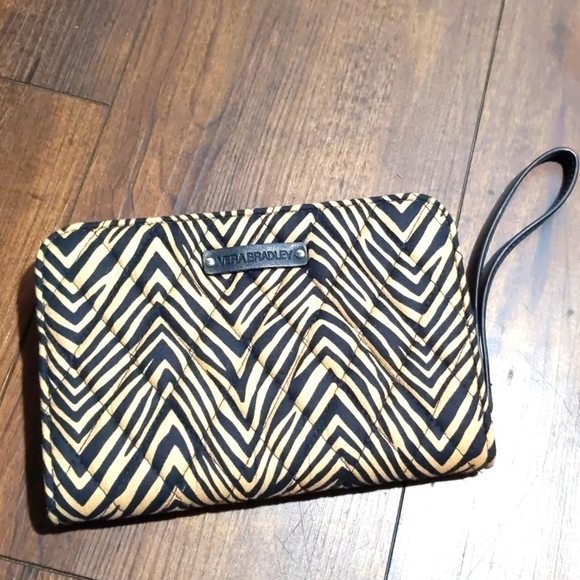Rare NWOT Vera Bradley Zip Around Wristlet Zebra Wallet - Picture 3 of 5